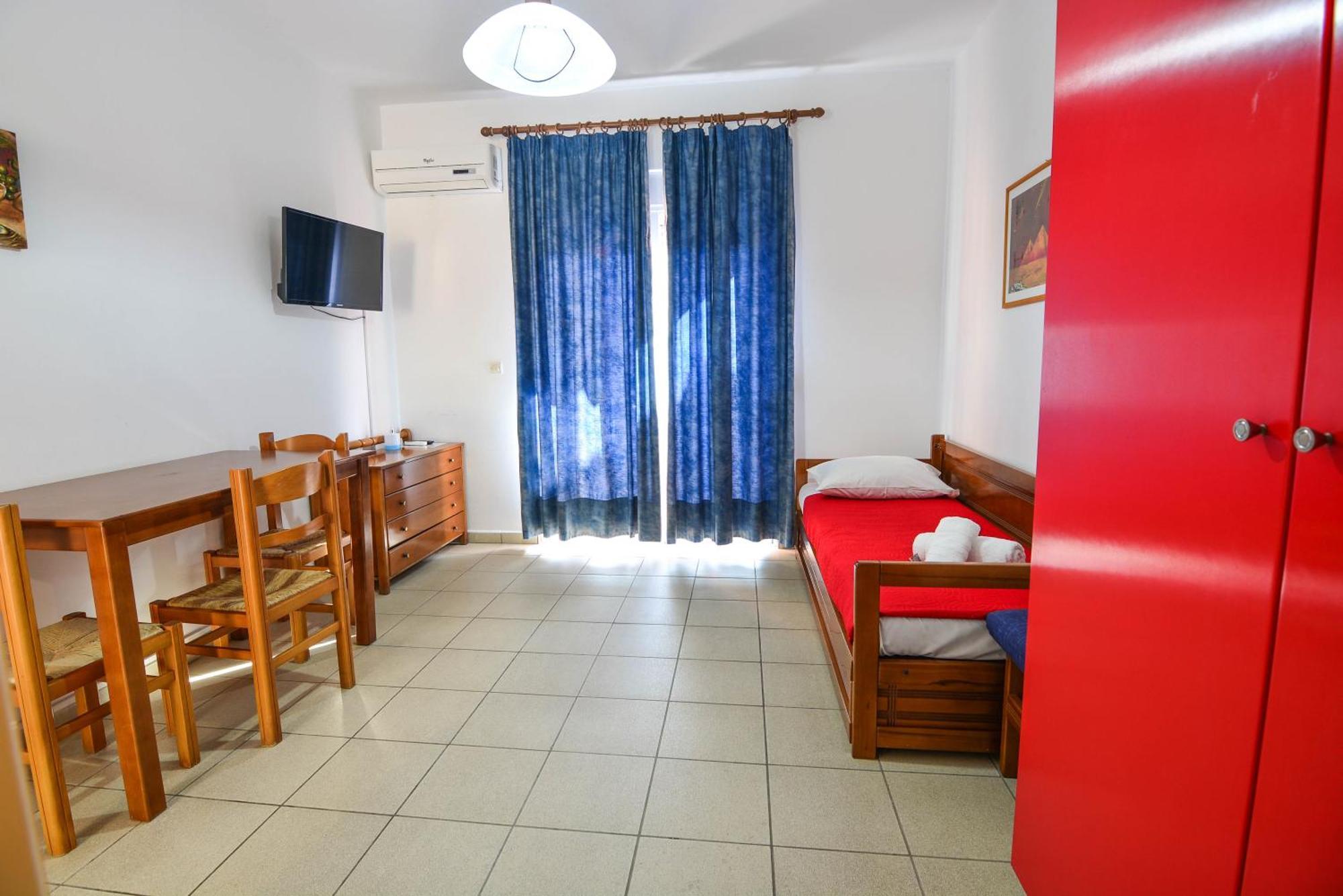 Epavlis Apartments Porto Heli Extérieur photo