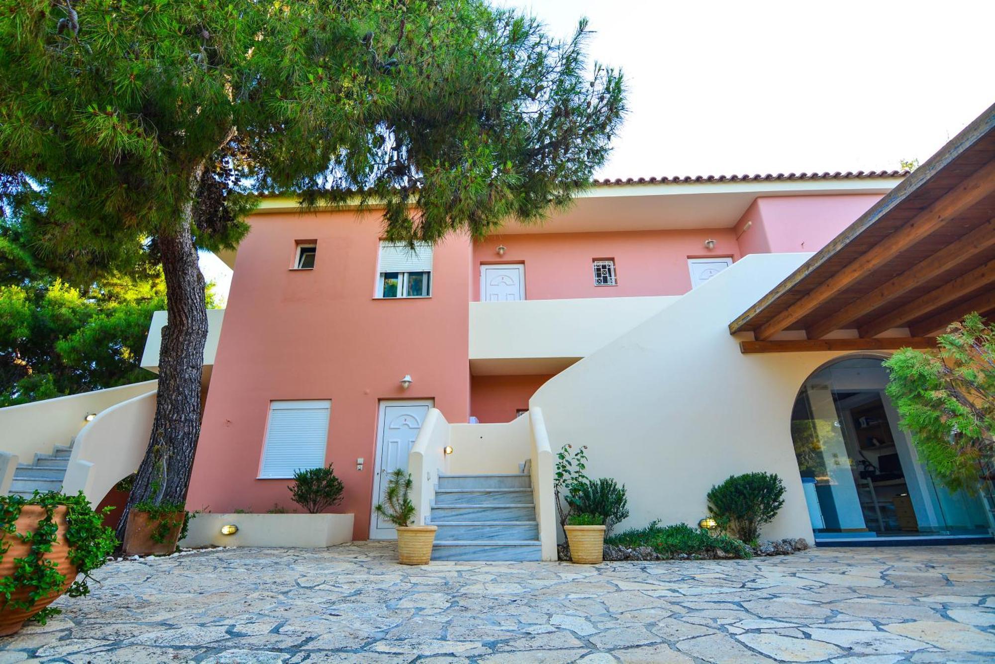 Epavlis Apartments Porto Heli Extérieur photo
