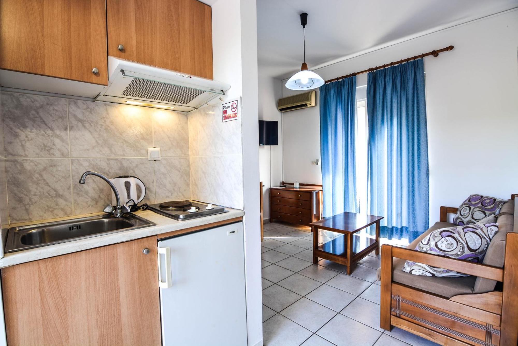 Epavlis Apartments Porto Heli Extérieur photo