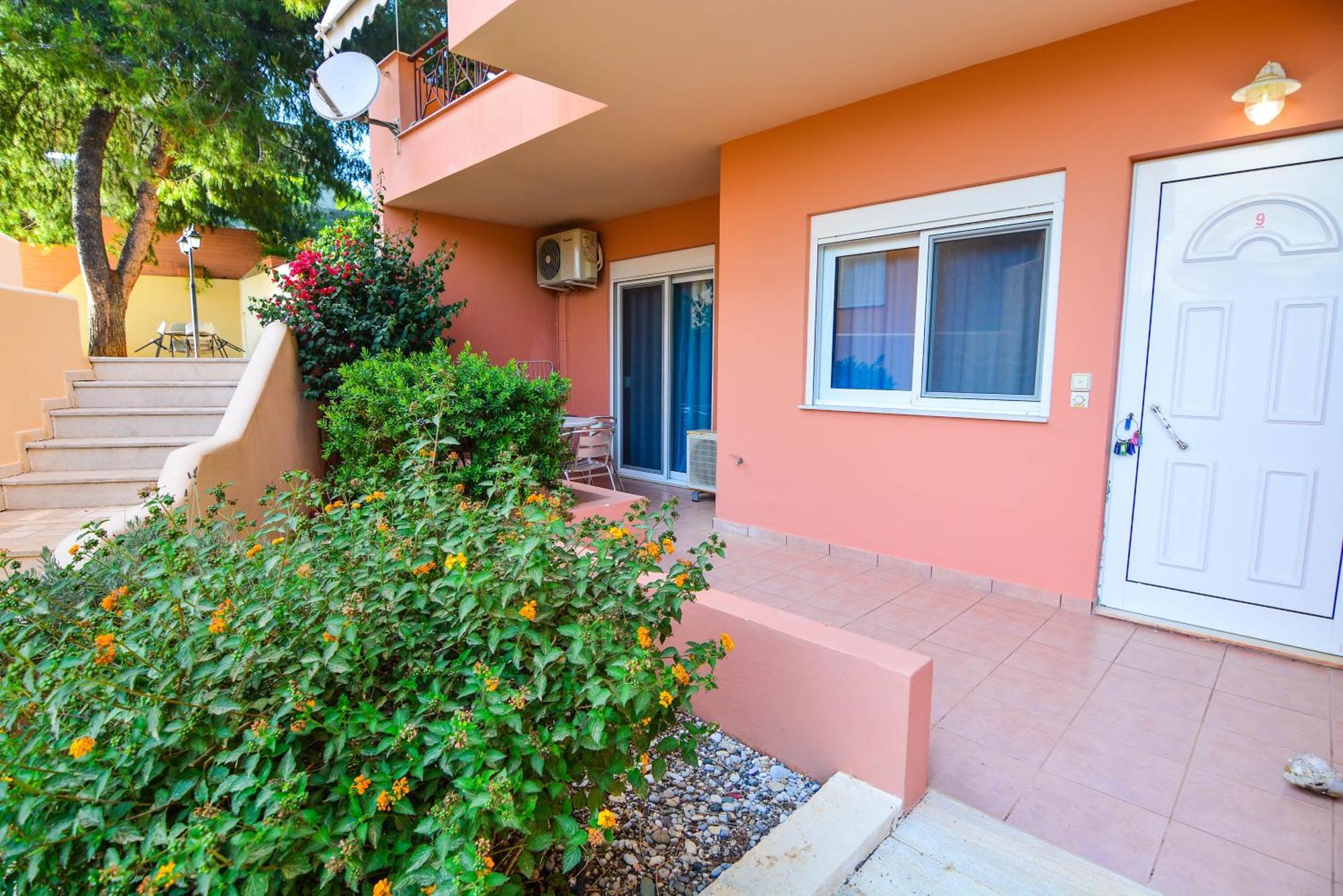 Epavlis Apartments Porto Heli Extérieur photo