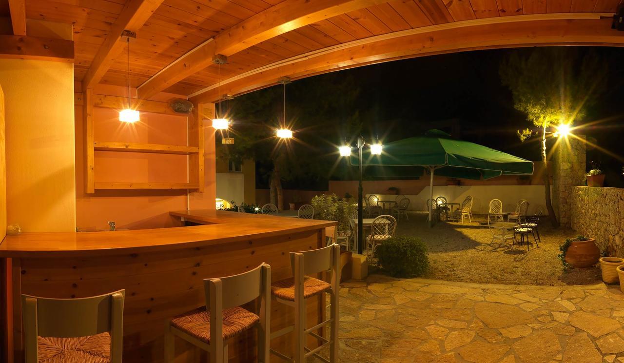 Epavlis Apartments Porto Heli Extérieur photo
